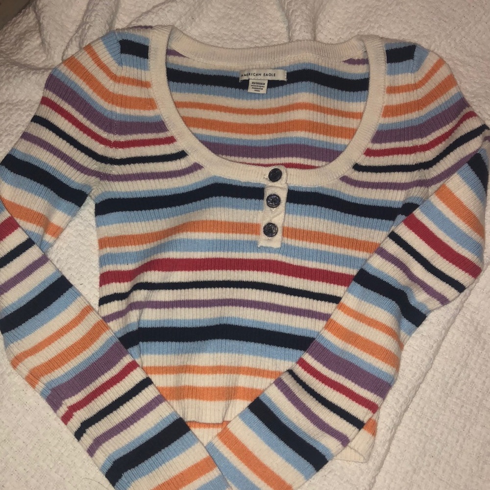 Cropped long sleeve shirt